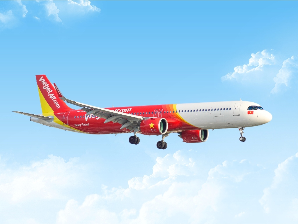Vietjet được hành khách toàn cầu bình chọn “Hãng hàng không được yêu thích” và “Đồng phục tiếp viên đẹp nhất”